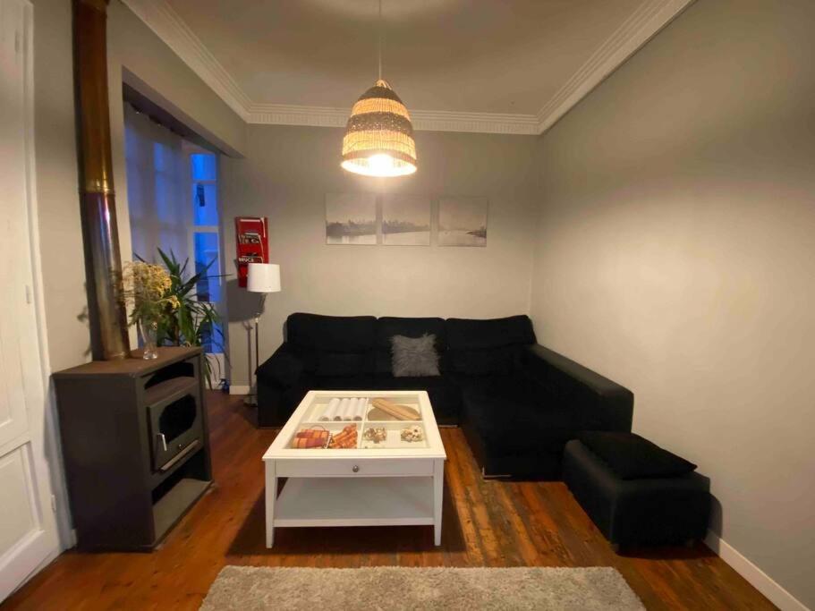 O Cerrulo Apartamento Centrico Pontedeume Εξωτερικό φωτογραφία